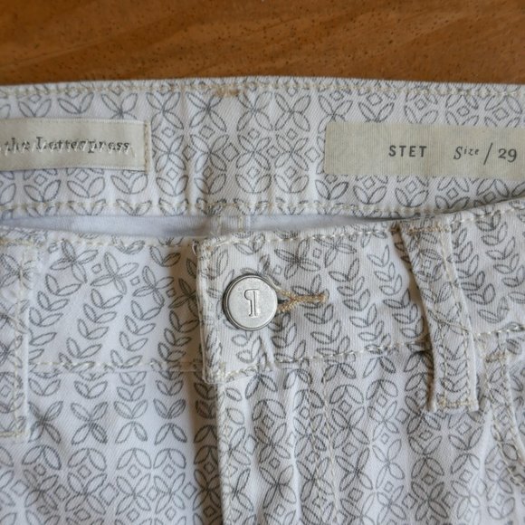 Anthropologie Pilcro and the Letterpress Stet Morocco Print Jeans, SIZE 29 - Picture 6 of 7